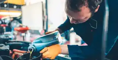 Additif pour huile moteur essence et diesel : l’essentiel